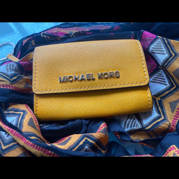 MICHAEL KORS LEATHER LOVELY SLIM MINI Wallet LUX - Picture 3 of 15